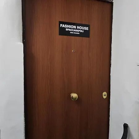 Appartement Fashion House Spaccanapoli Napels