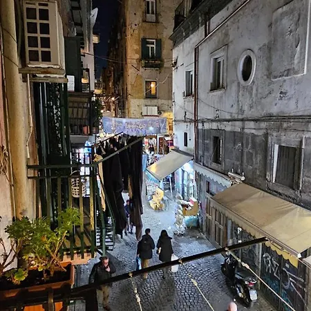 Fashion House Spaccanapoli