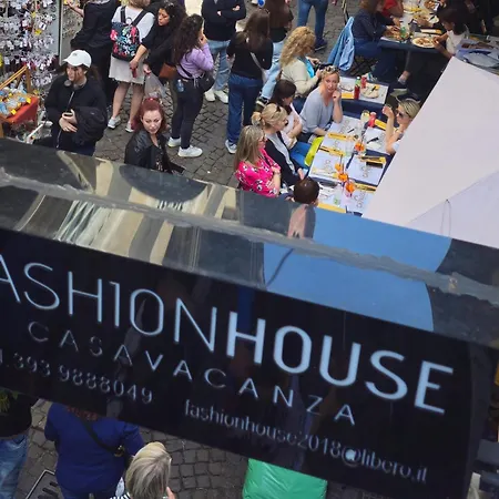 Fashion House Spaccanapoli Napels